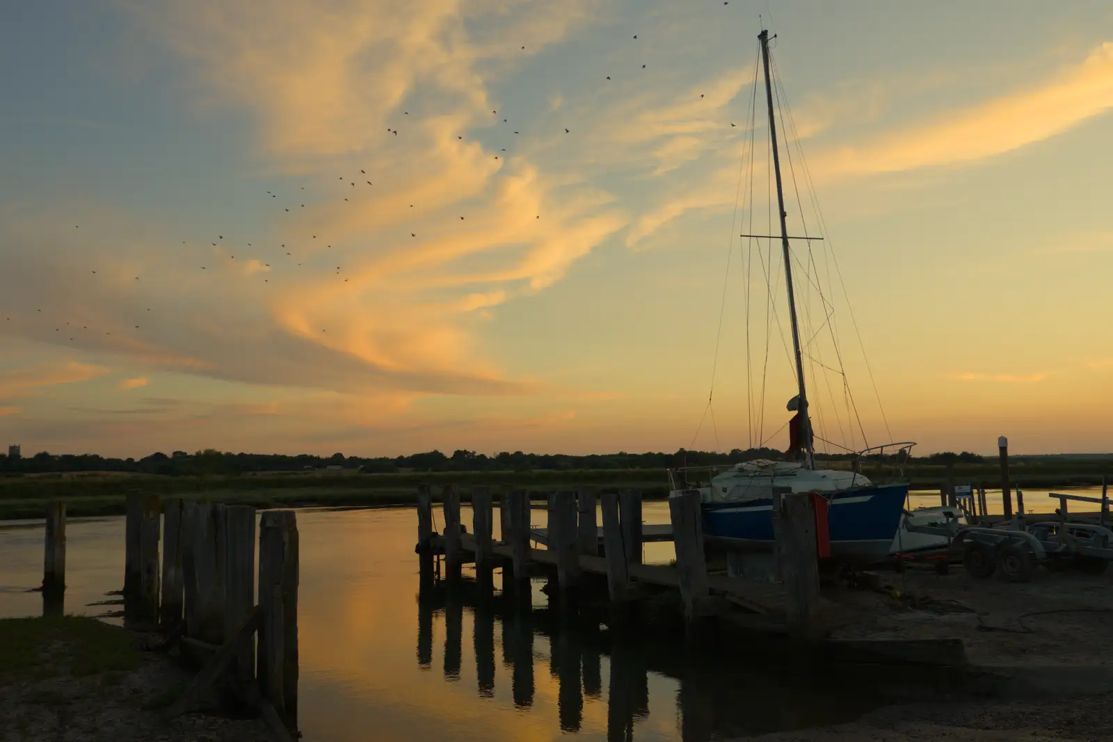 Wooden pontoons in the placid river, from Harry's Karate Kamp, Harbour Campsite, Southwold - 12th July 2026