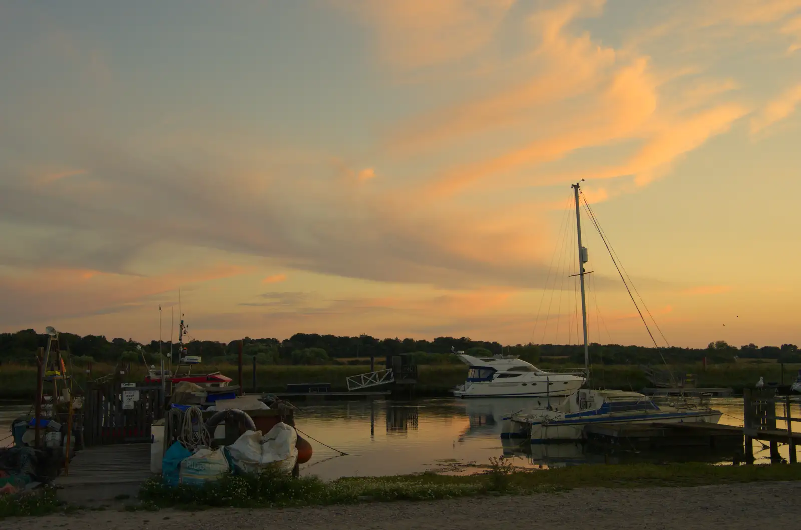 Another look at the dramatic sunset, from Harry's Karate Kamp, Harbour Campsite, Southwold - 12th July 2026