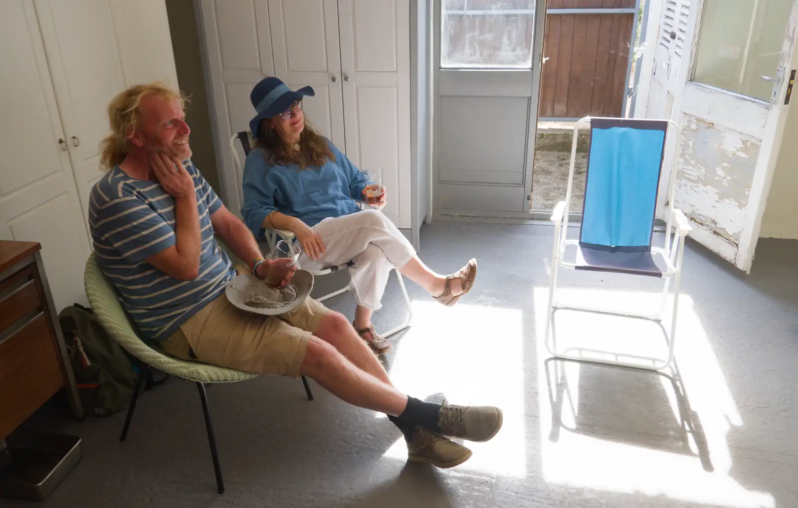 Wavy and Suey kick back, from Alan's 80th Birthday, Eye, Suffolk - 8th August 2026