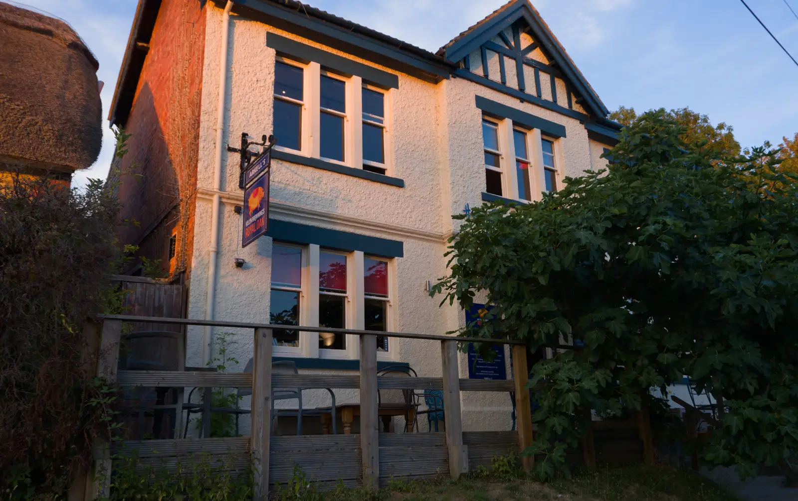 The Edwardian Royal Oak in Bishopstone, from Walking the Ridgeway: Chiseldon to Avebury, Wiltshire - 10th August 2026