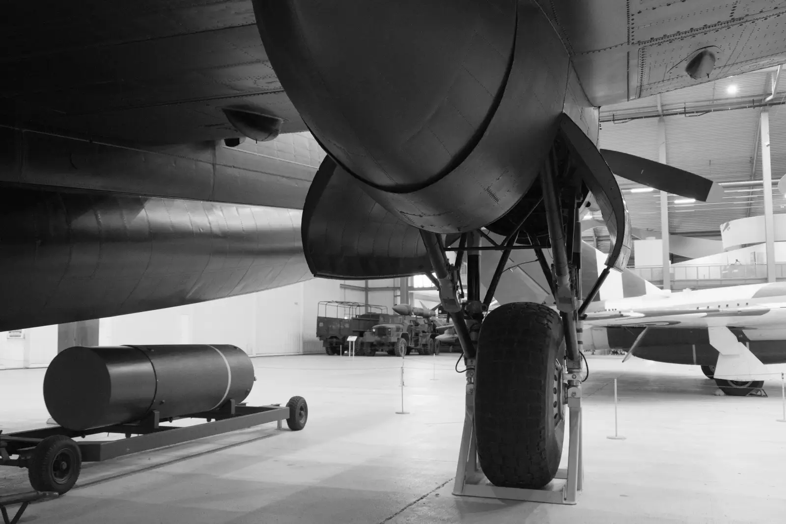 The undercarriage of the mighty Lancaster, from A Visit to IWM Duxford, Cambridgeshire - 17th August 2026