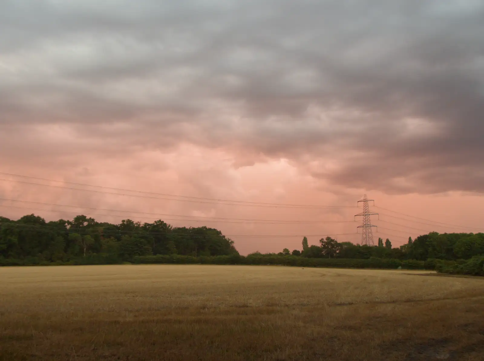 Dramatic skies near Thornham, from A Wet Ride to the Four Horseshoes, Thornham - 19th August 2026