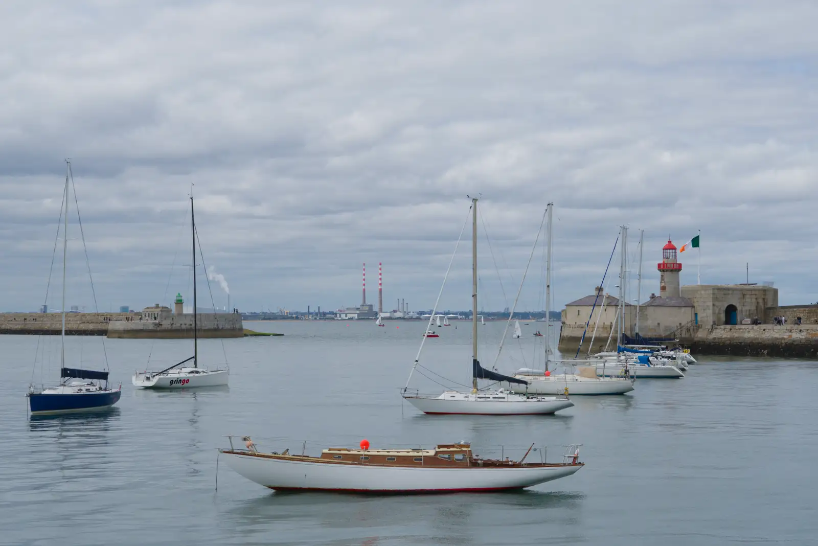 A de-masted yacht and the Dublin Bay Winkies, from The Ukulele Hooley, People's Park, Dún Laoghaire, Ireland - 22nd August 2026