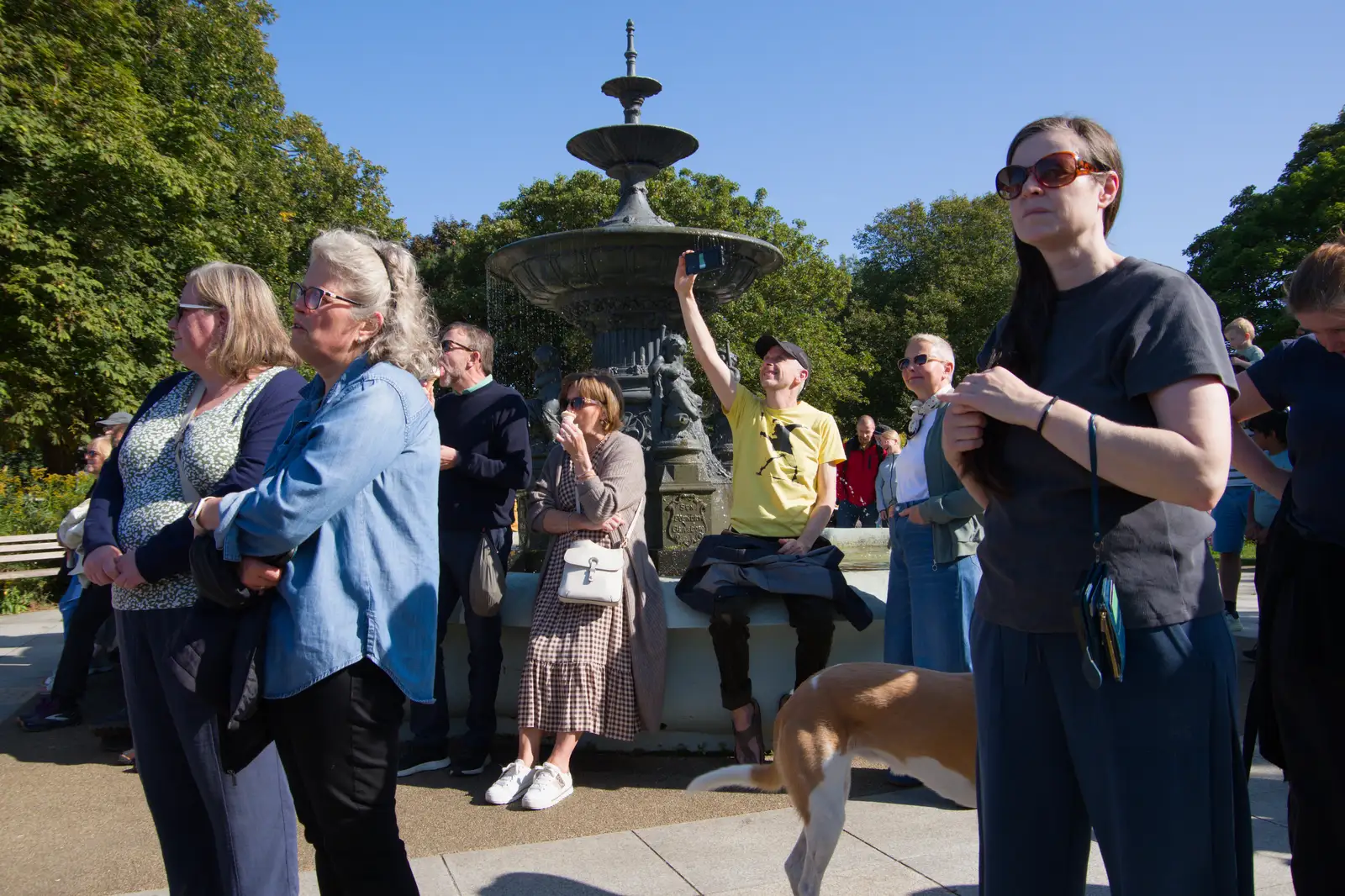 Jen watches from the fountain, from The Ukulele Hooley, People's Park, Dún Laoghaire, Ireland - 22nd August 2026
