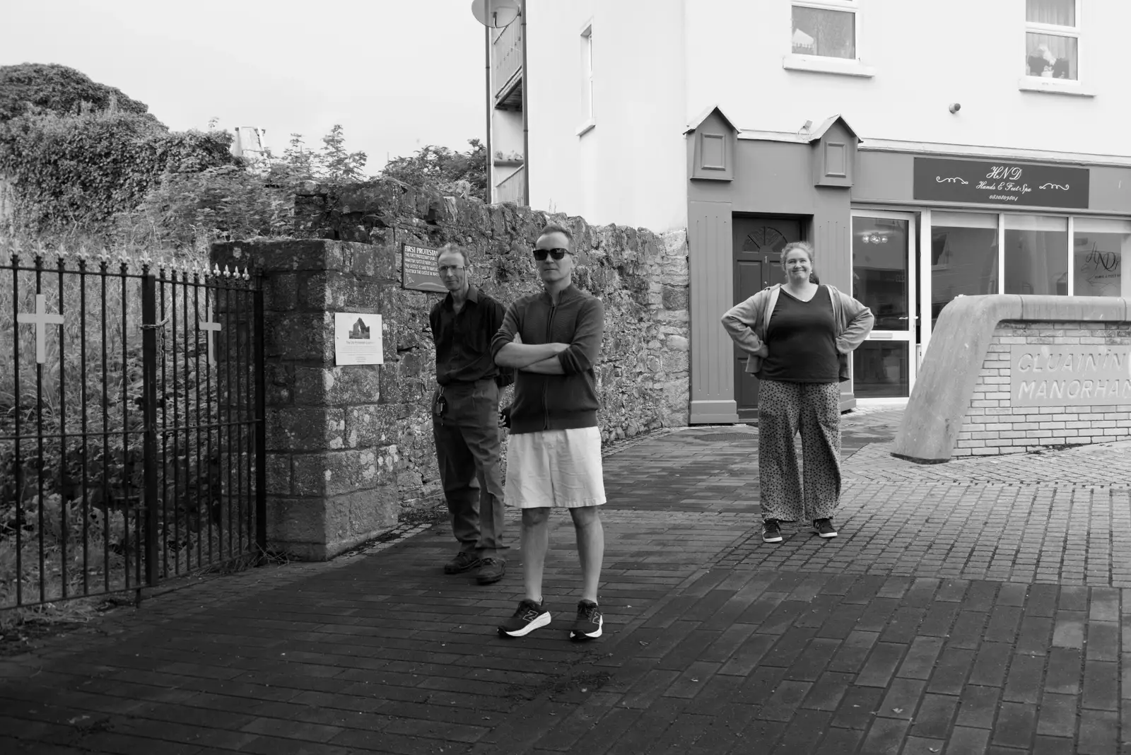 Philly, James and Isobel pose for a band photo, from Manorhamilton, Sligo and Streedagh Beach, Leitrim, Ireland - 26th August 2026