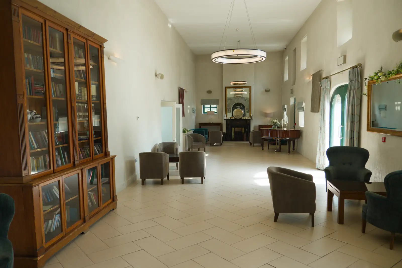 Castle Dargan's waiting area, from Castle Dargan Golf, Glangelvin and Pizza in Dún Laoghaire, Ireland - 28th August 2026