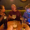 Isobel chats to Jen, as Noddy's checks his phone, Castle Dargan Golf, Glangelvin and Pizza in Dún Laoghaire, Ireland - 28th August 2026
