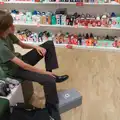Harry tries shoes on in Deichmann, Shoe Shopping in Norwich, and Italia Fest at the Oaksmere - 5th September 2026