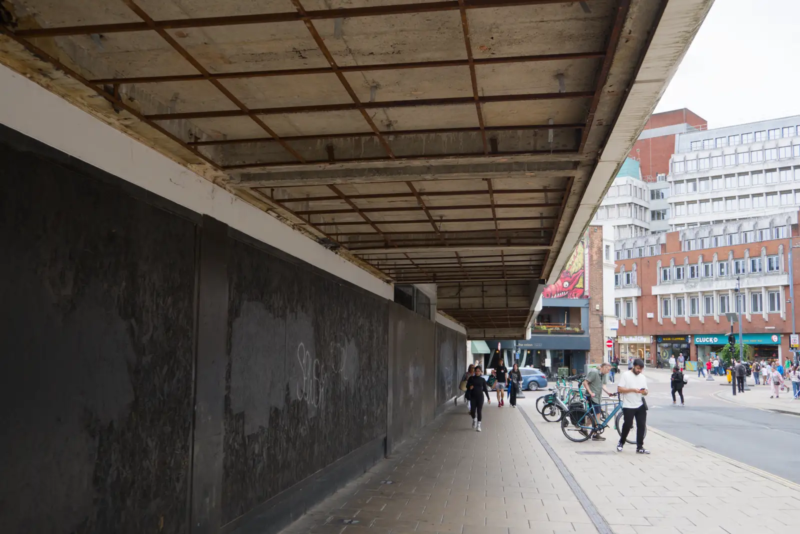 The old Debenhams is slowly falling apart, from Shoe Shopping in Norwich, and Italia Fest at the Oaksmere - 5th September 2026