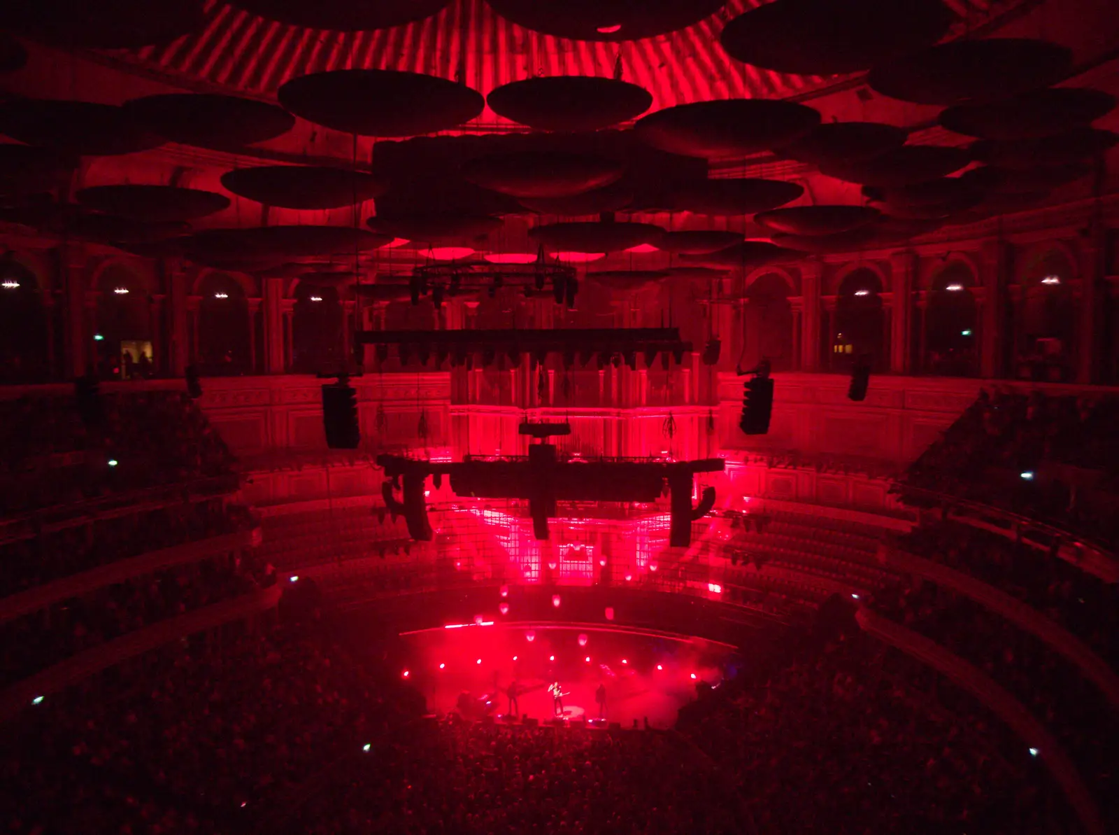 The Royal Albert Hall is bathed in red light, from Snow Patrol at the Royal Albert Hall, South Kensington, London - 21st September 2026