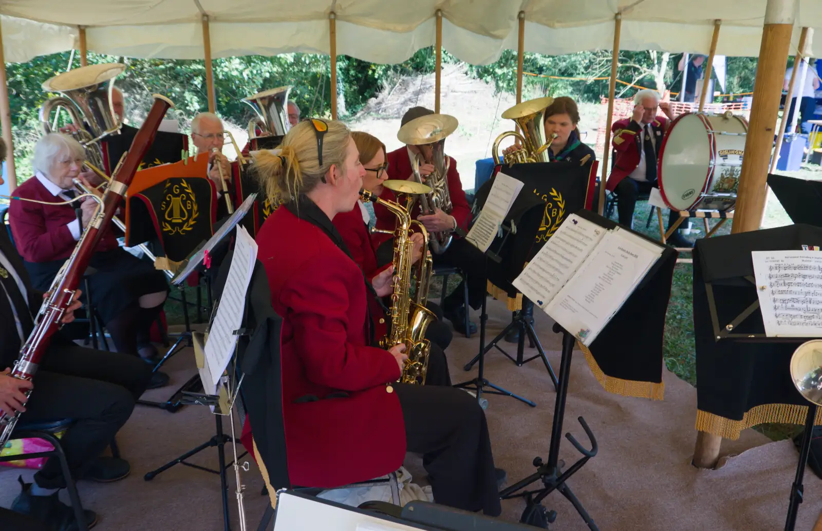 The band warms up, from A GSB Duck Race and a House Party, Brome - 26th September 2026