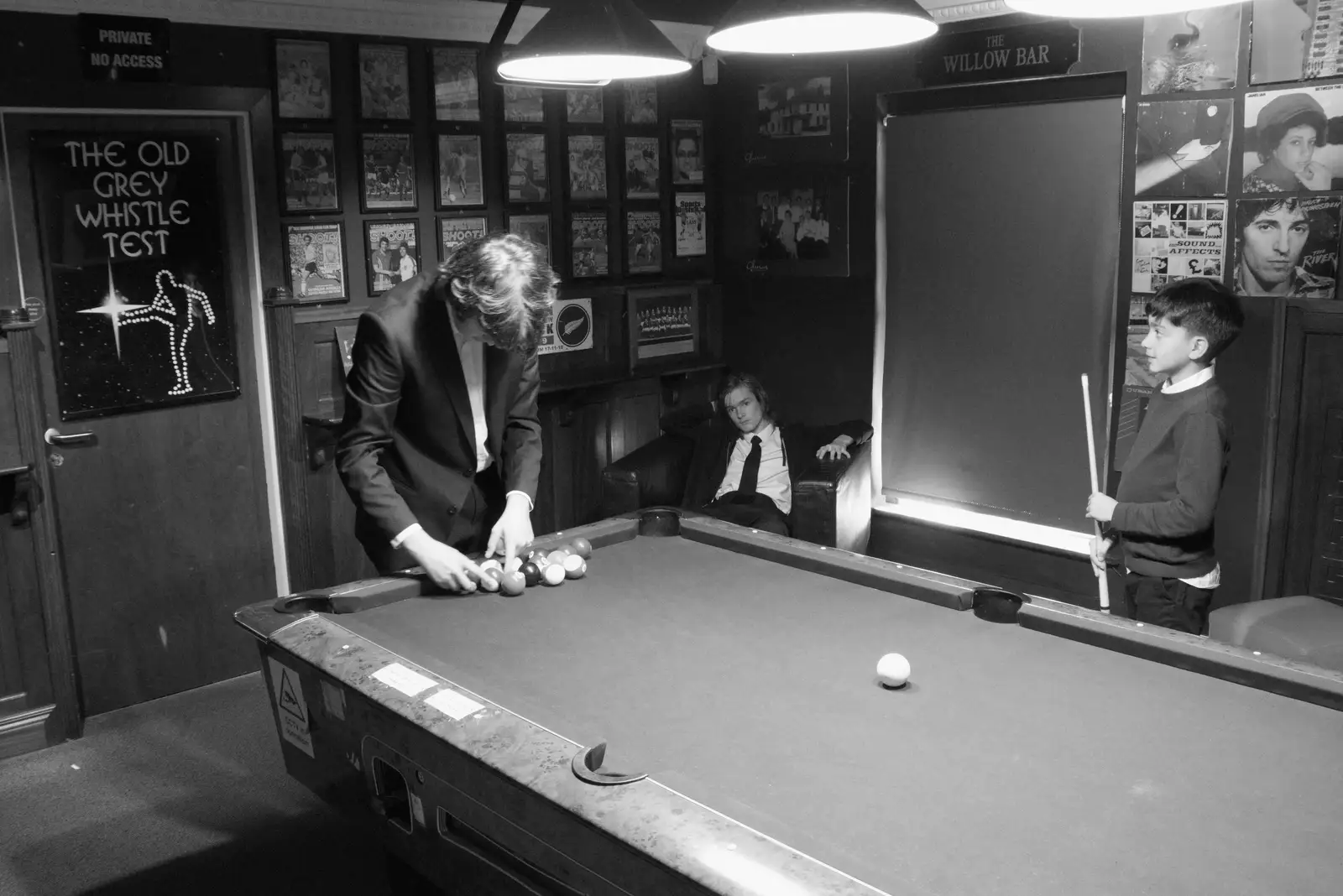 Fred racks up as Harry looks on, from An Irish Wake for Louise, Booterstown, Dublin - 11th October 2026