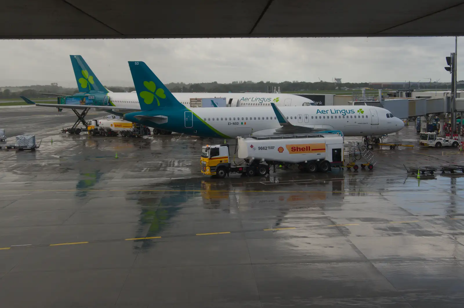 An Aer Lingus Airbus is refueled, from An Irish Wake for Louise, Booterstown, Dublin - 11th October 2026