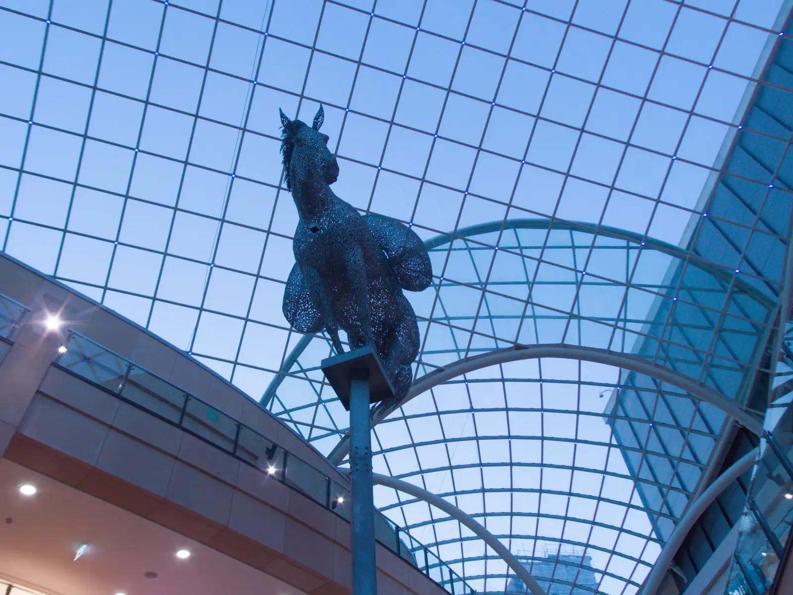 There's a giant horse statue in a shopping centre, from A Visit to the Conservatoire, Leeds, West Yorkshire - 17th October 2026