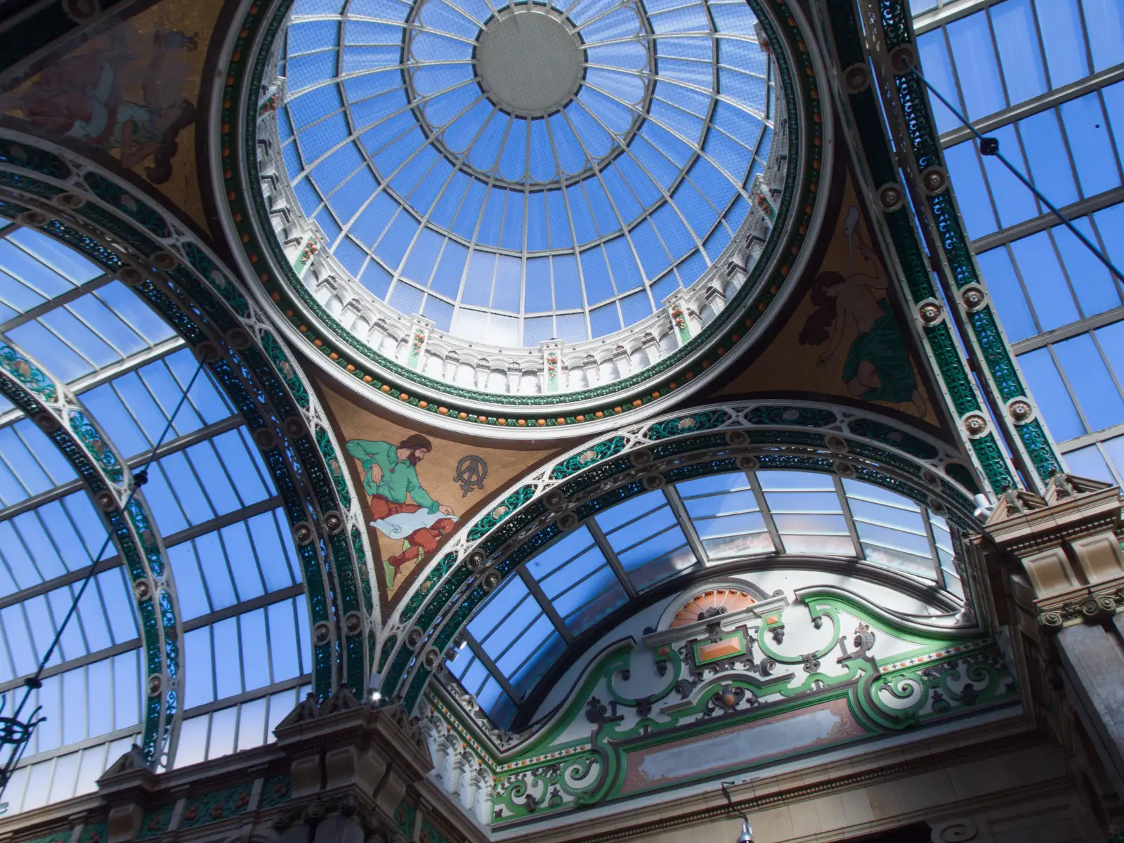 A very impressive ceiling in Queen's Arcade, from A Visit to the Conservatoire, Leeds, West Yorkshire - 17th October 2026